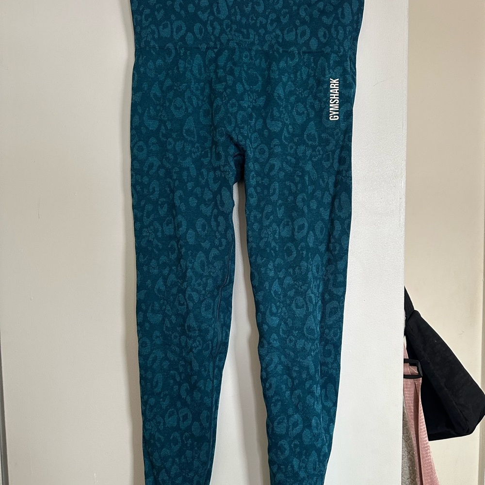 Gymshark Adapt Animal Leggings in Teal Leopard
